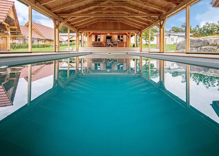 Privates Mit Pool بيت للعطل ستاينز