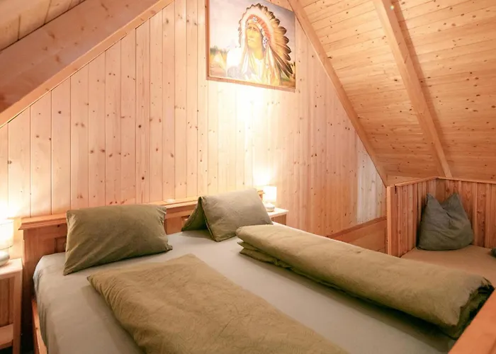 Privates Mit Pool * ستاينز